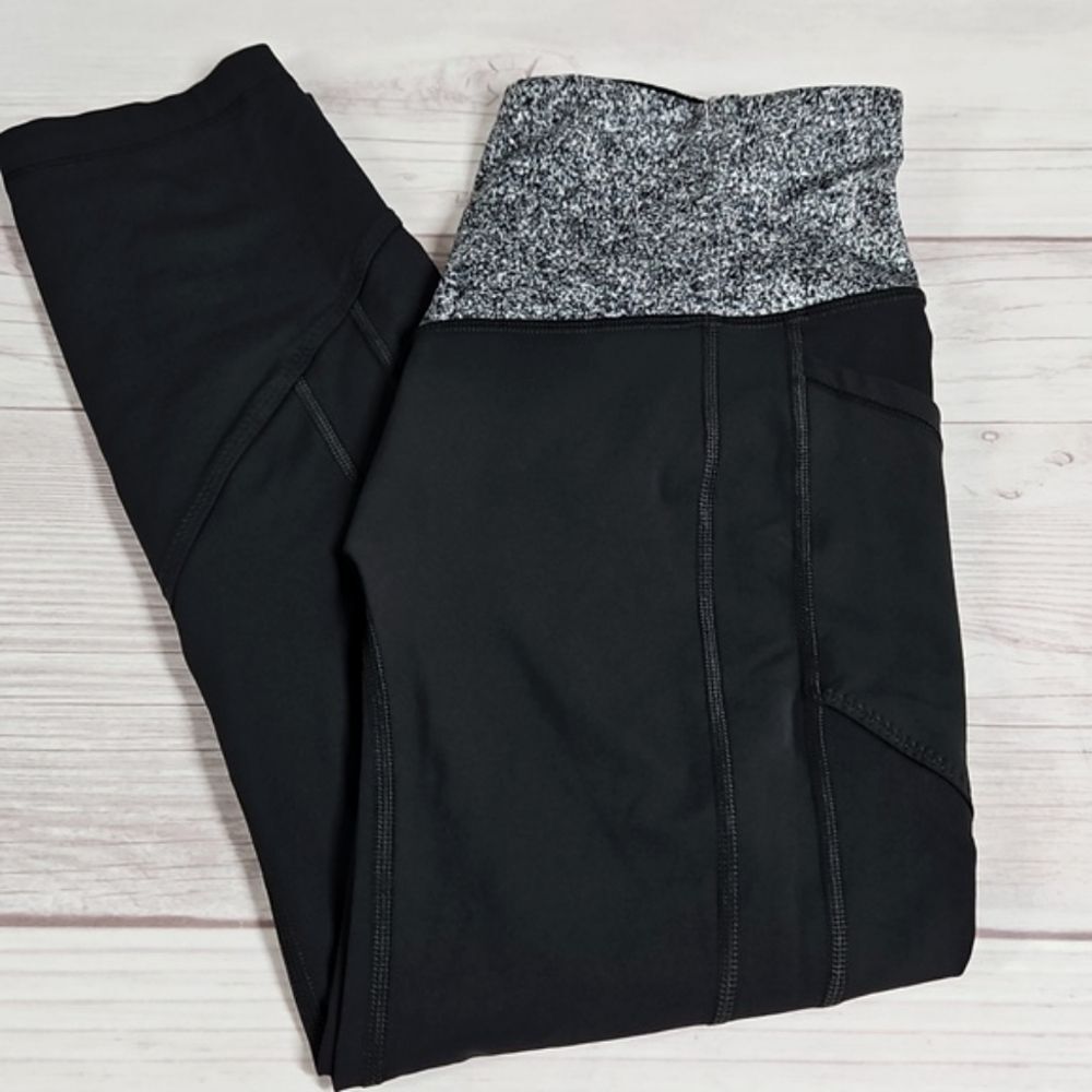 Lululemon All The Right Places Crop II